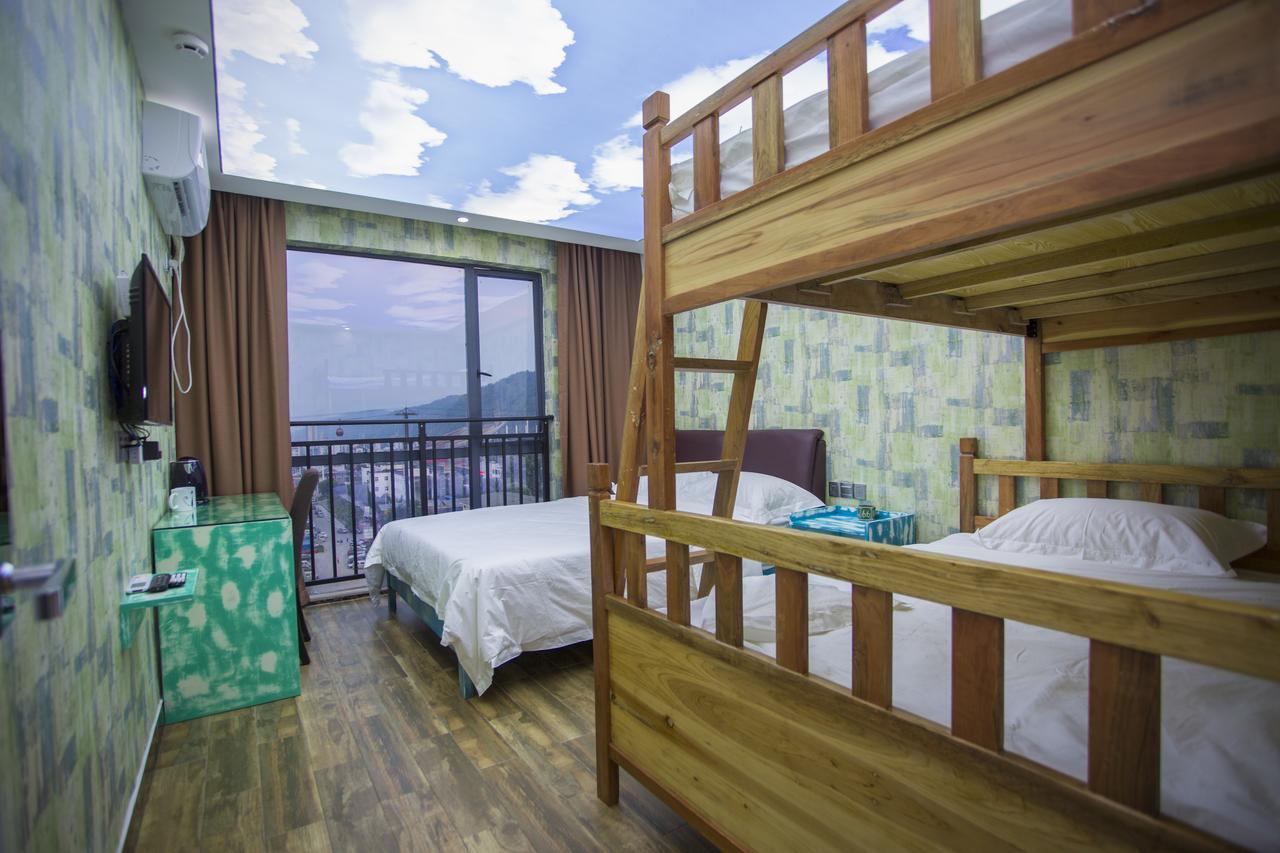 Zhangjiajie Cat Theme Inn Exterior photo