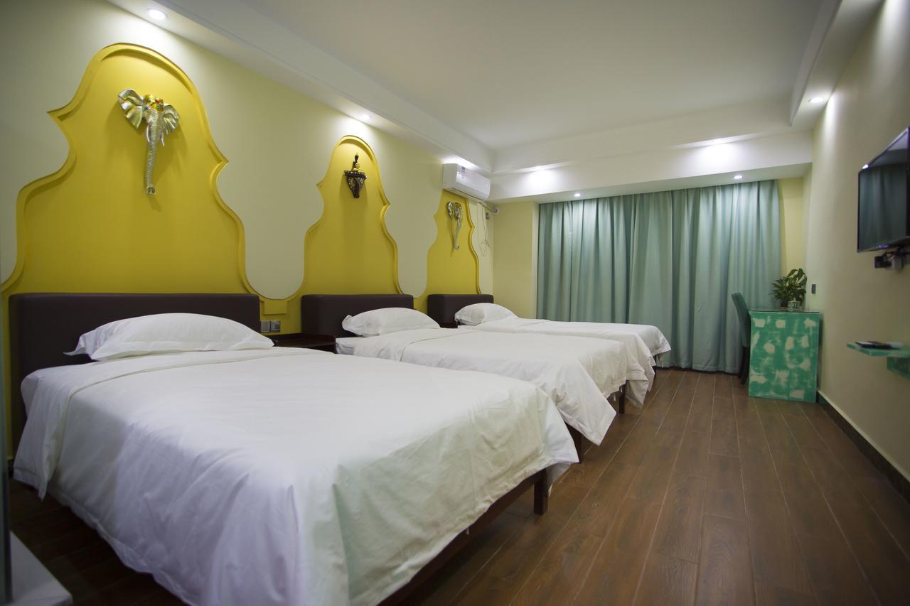 Zhangjiajie Cat Theme Inn Exterior photo